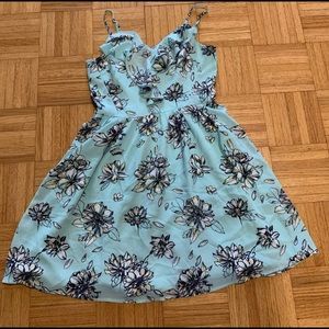 NWOT Dynamite Floral Dress